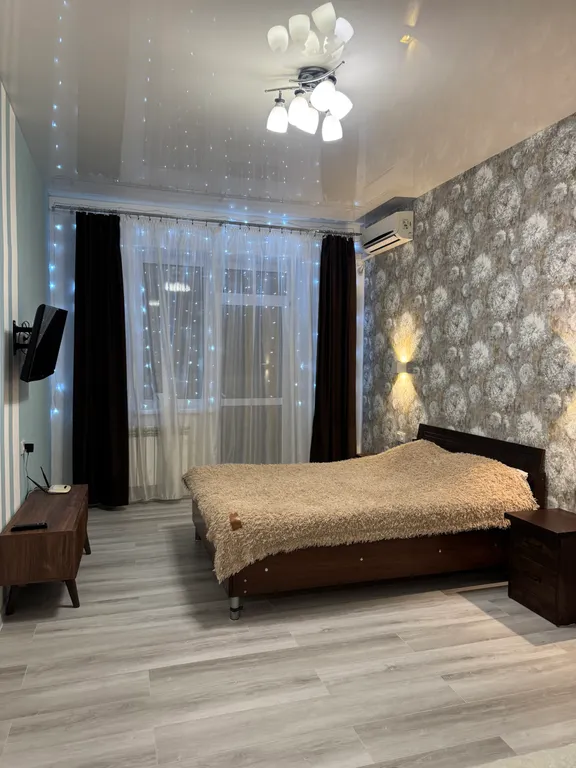 Просторная еврооднушка рядом с УИГА