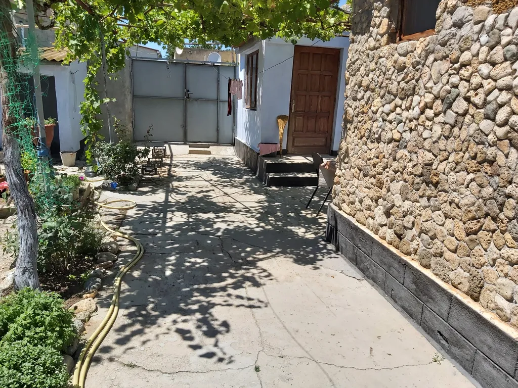 Дом в 15 минутах ходьбы от моря