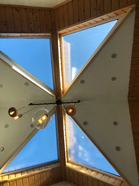 Большой уютный дом