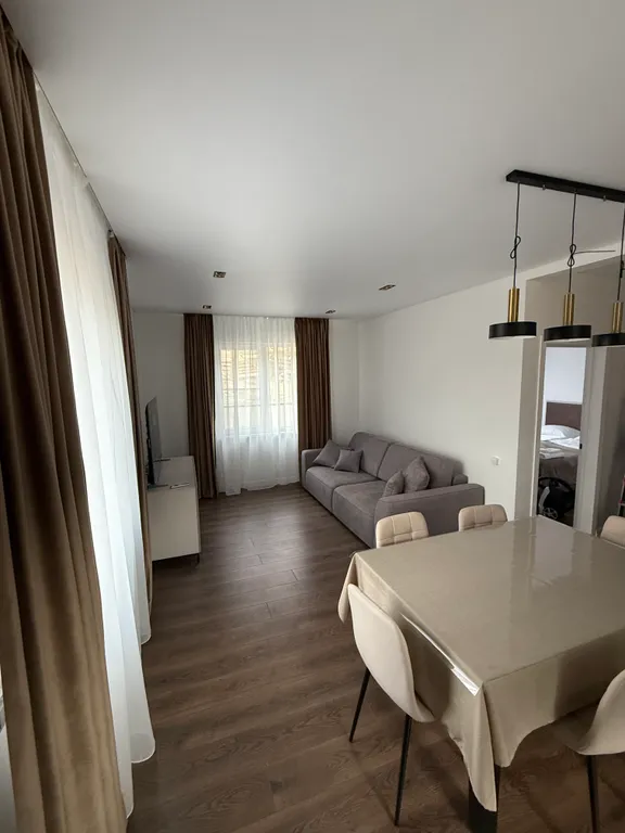 5-комнатный Дом