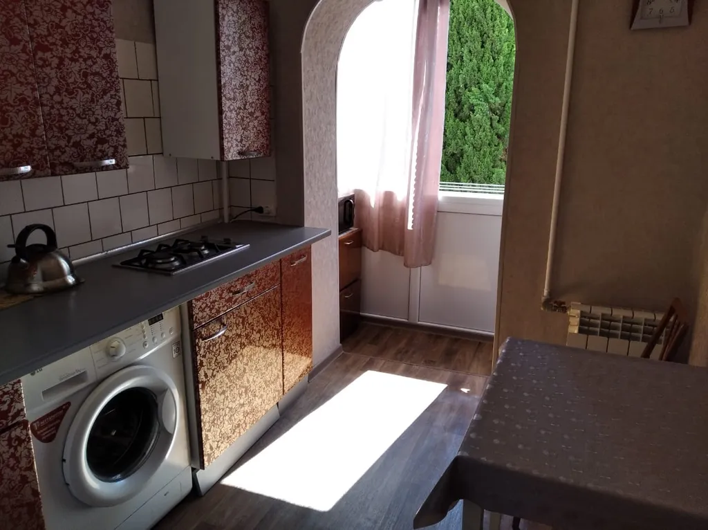 Однокомнатная квартира недалеко от моря