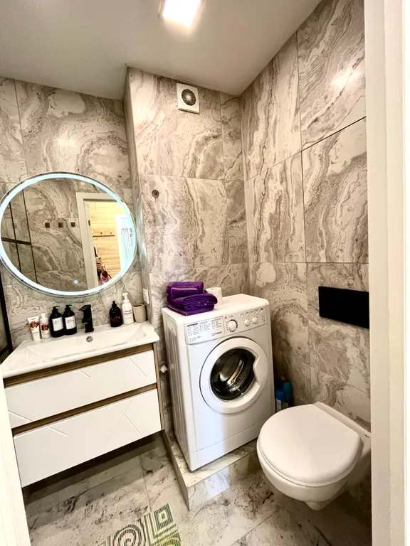 Новая студия на берегу реки