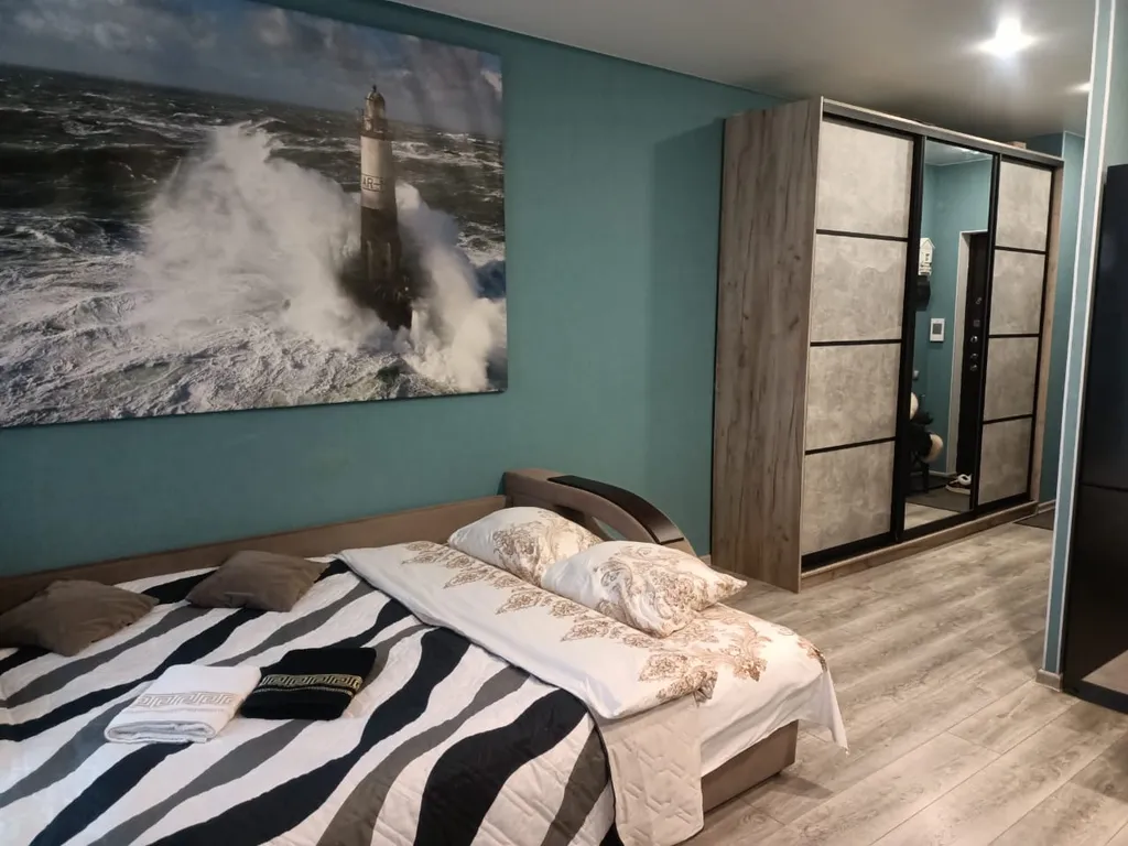 Студия для двоих возле Меги