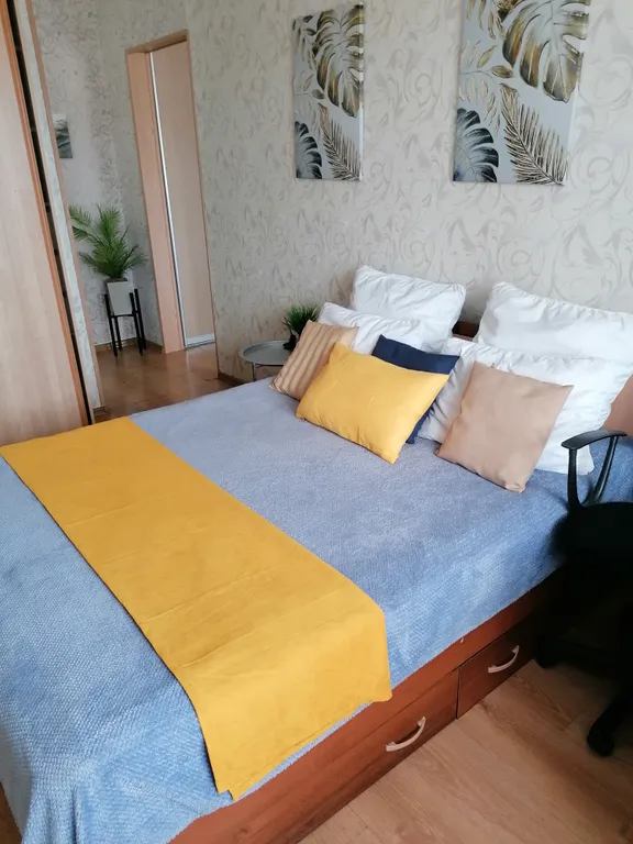 С видом на сад победы, рядом с оптик-центром, okoris и медеор ом