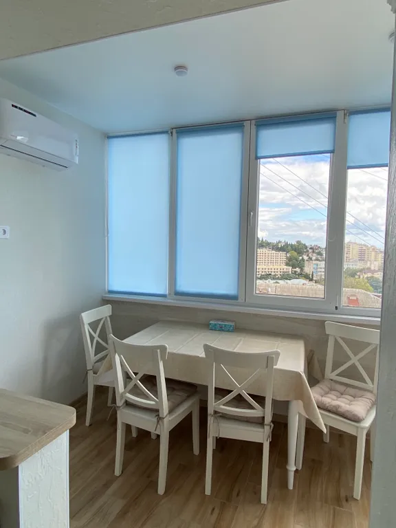 Апартаменты в центре с видом на море