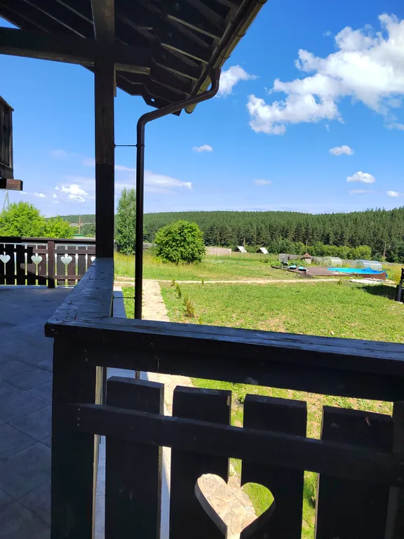 Дом коттедж с дизайнерским ремонтом