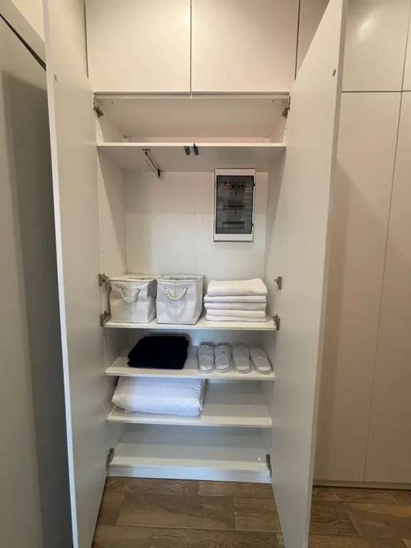 Квартира Двухкомнатная квартира с дизайнерским ремонтом — Адлер