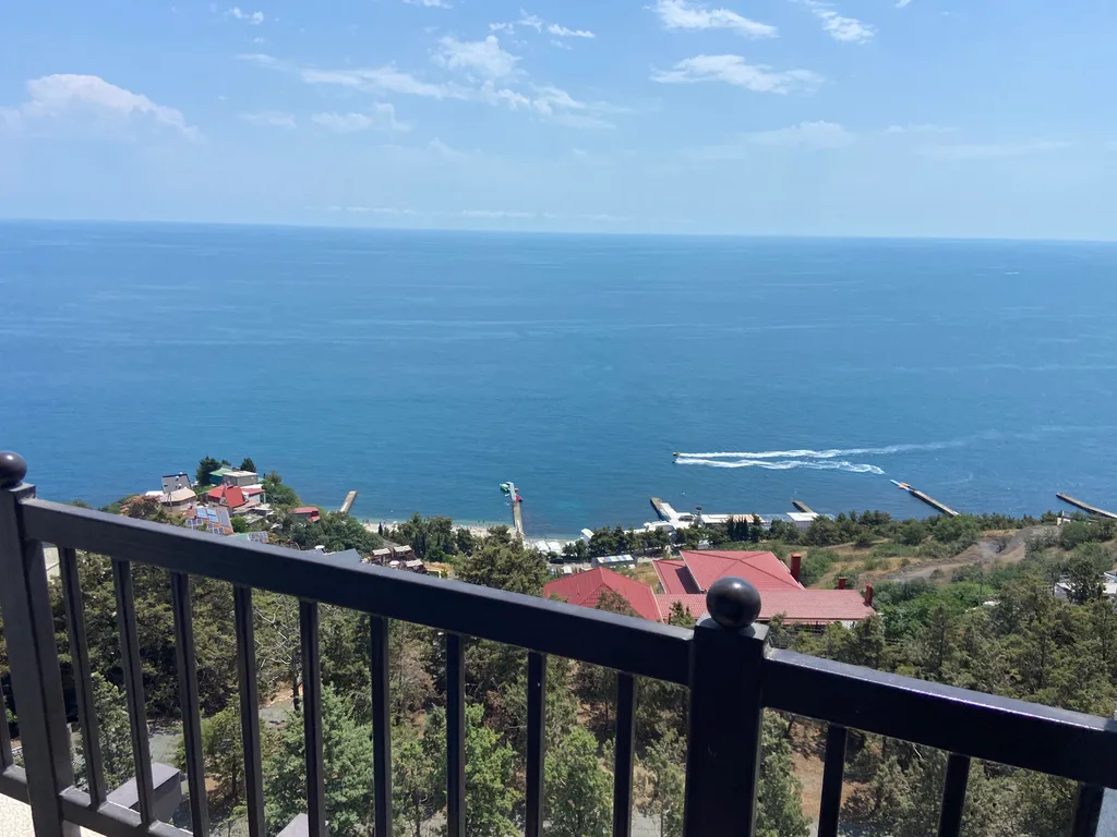 Видовая квартира в Алуште. Супер вид