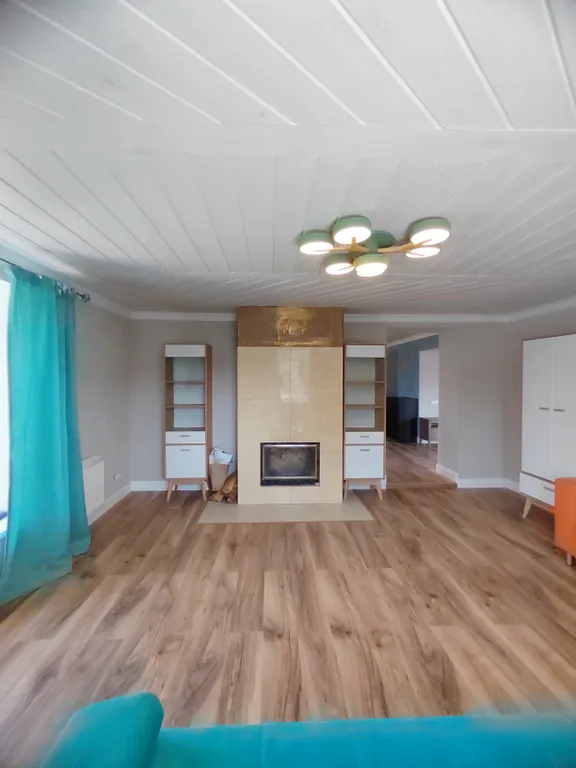 Дом коттедж с дизайнерским ремонтом