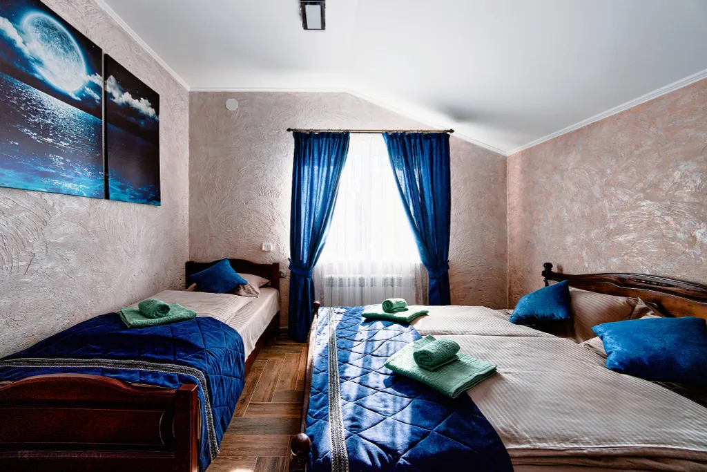 Дом на берегу озера