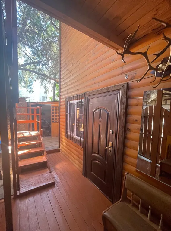 Двухэтажный коттедж с можжевеловым садом — аренда посуточно в Новый Свет