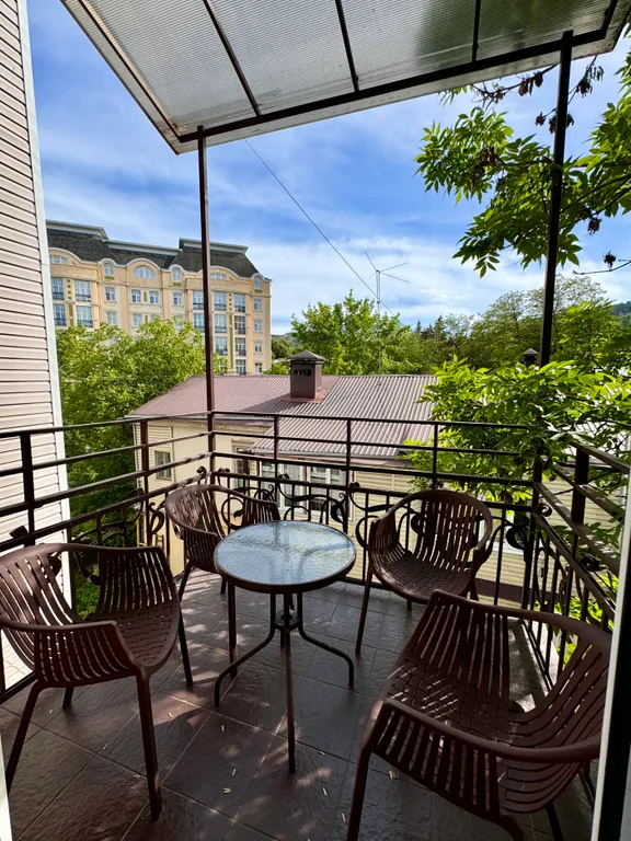 Квартира Балкон-та самая изюминка, ради которой стоит остановиться здесь — аренда посуточно в Кисловодск