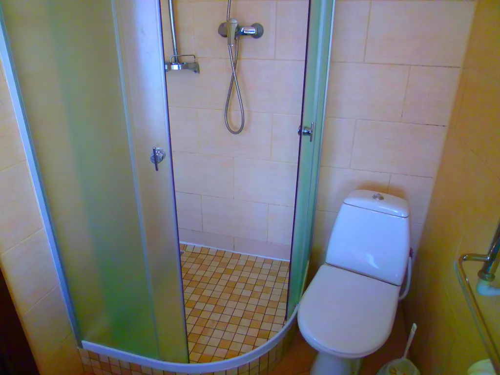 Двухкомнатная просторная квартира у моря в центре Бердянска