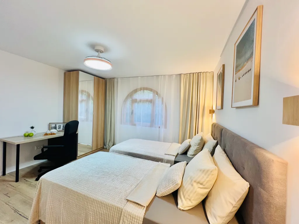 PaulMarie Apartment Lounge Cristina