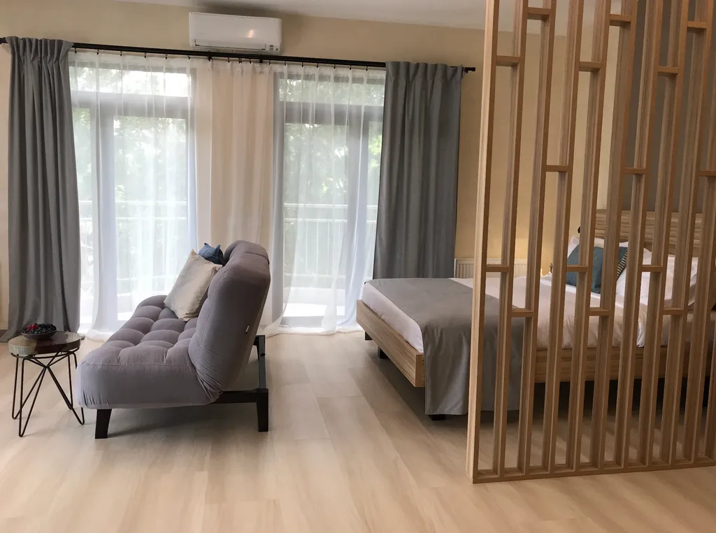 Квартира Апартамент с видом на бассейн — аренда посуточно в Алушта