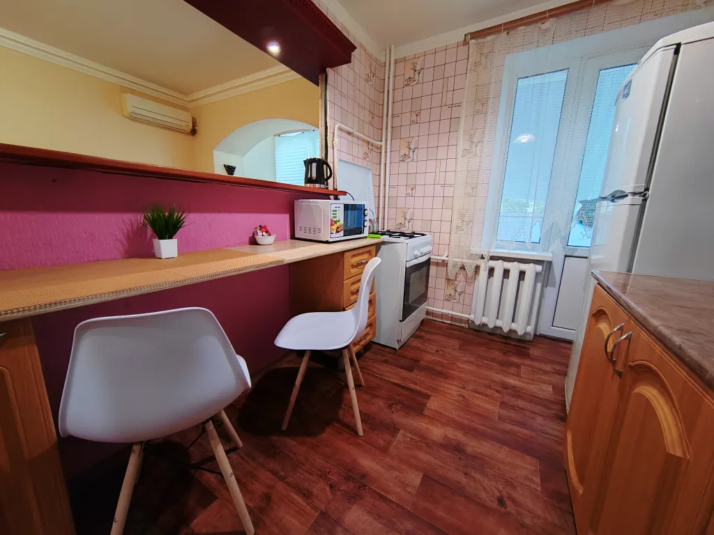 Уютная двушка на Жукова, 6