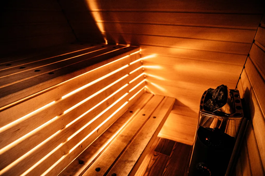 Уютный домик с сауной на берегу реки Dacha Winehouse