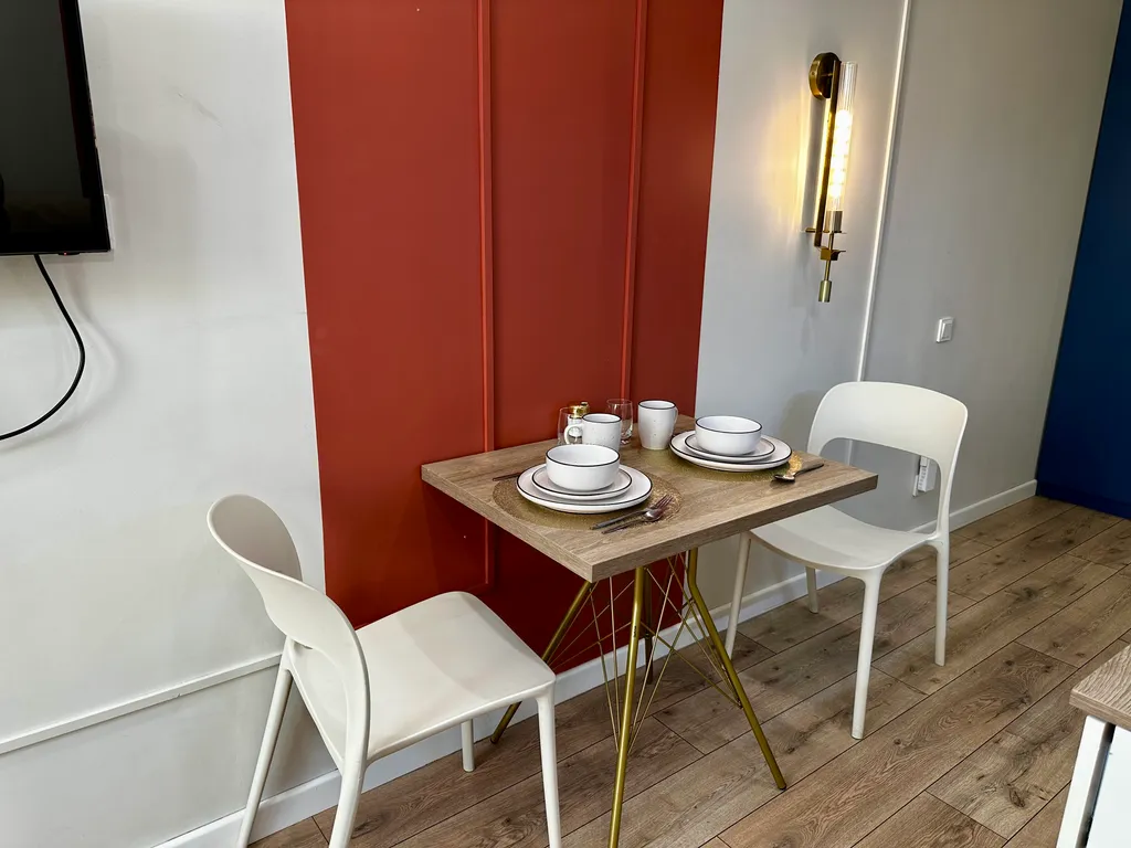 Уютная студия у станции метро в центре города