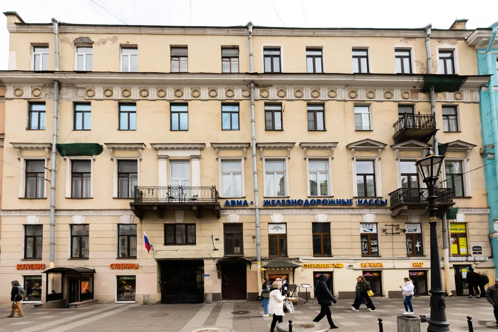 4-комнатная Квартира