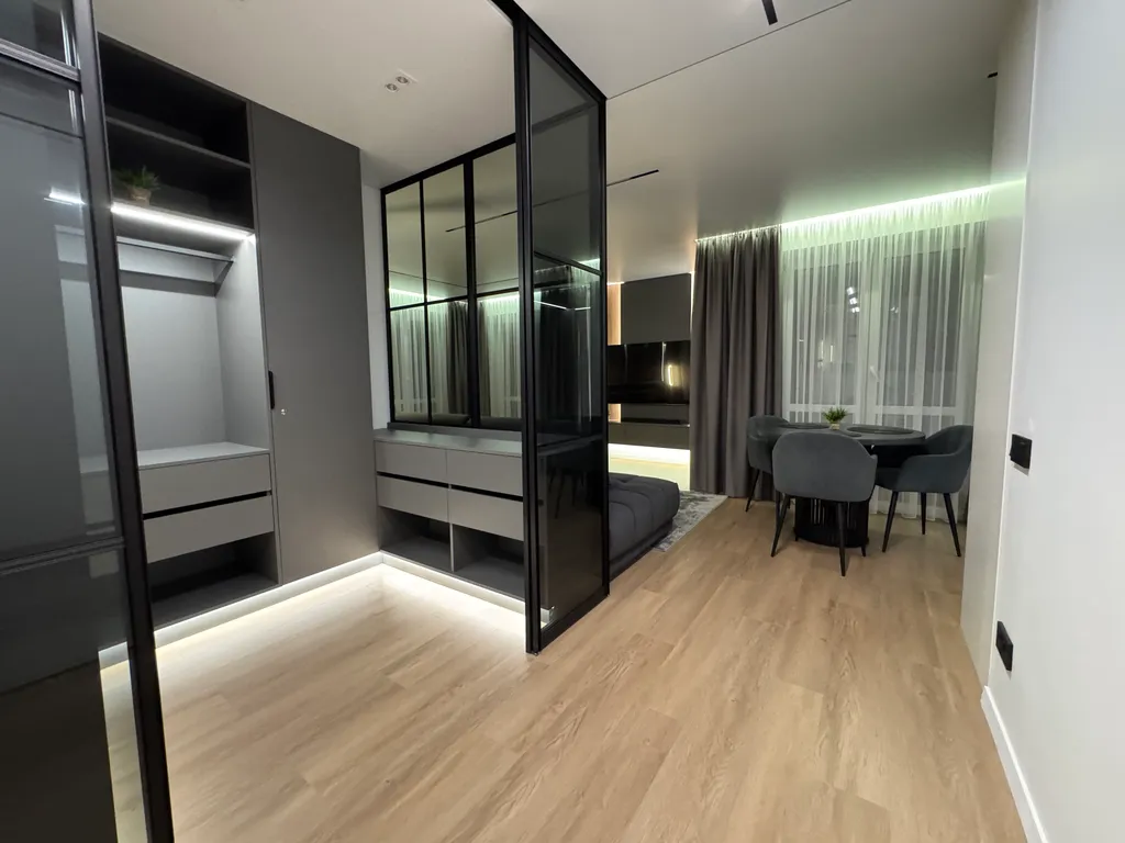 Современная квартира-студия рядом с центром