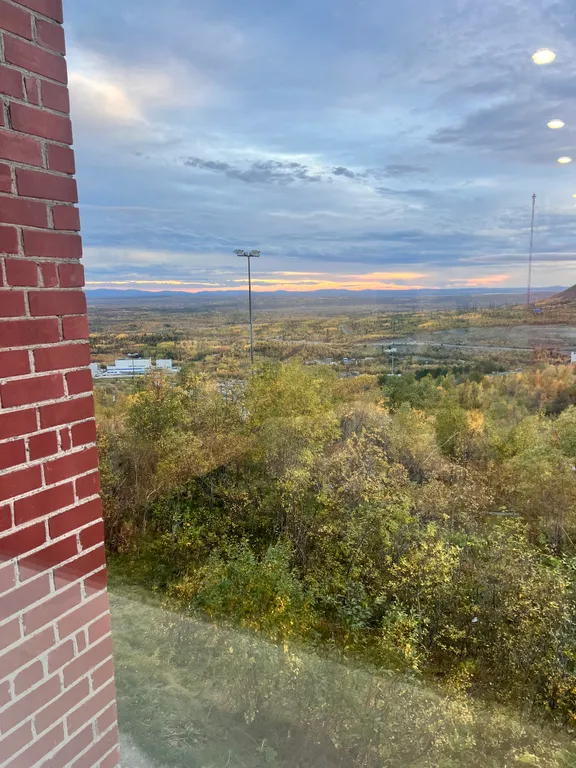 Уютная квартира с красивым видом из окна