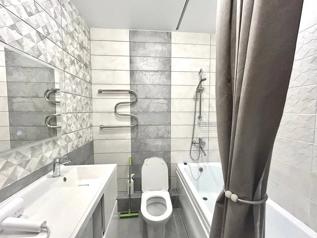 Видовая квартира в новом доме в центре