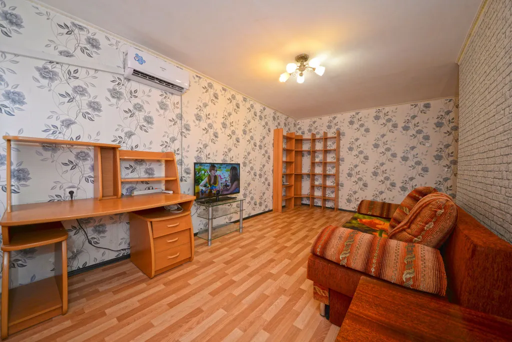 Апартаменты рядом с автомагистралью