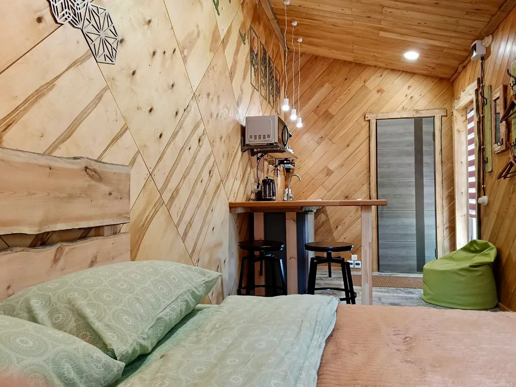 Дом брусника