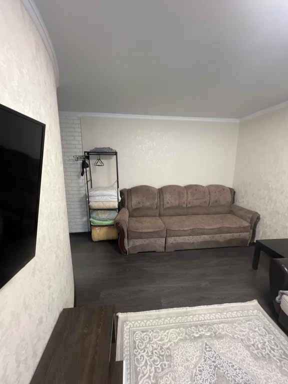 Уютная квартира в центре города с видом на площадь