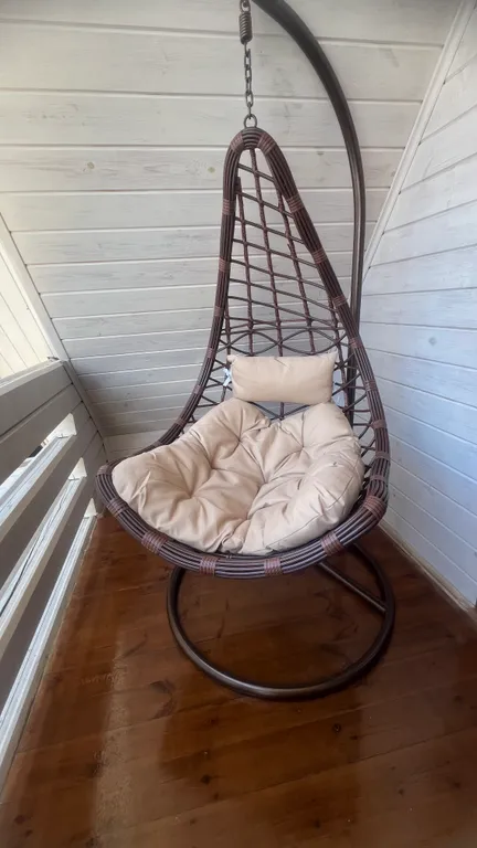 Двухэтажный коттедж на 8 спальных мест