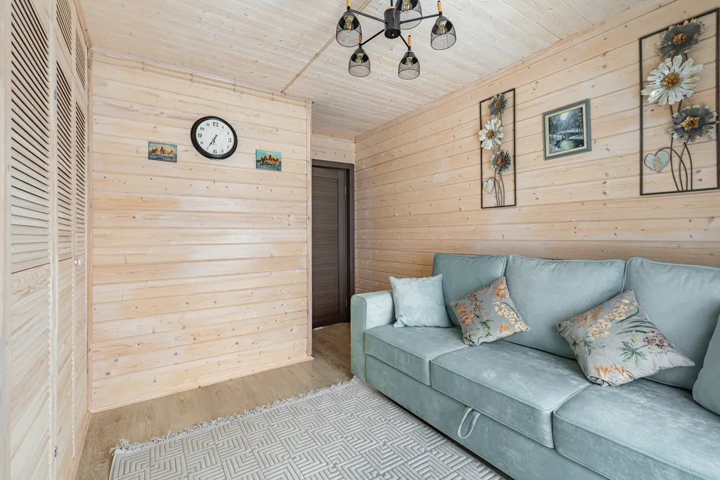 Частный дом с баней на дровах