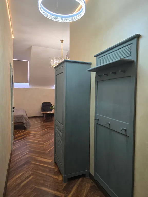 Улучшенный номер с мансардными окнами