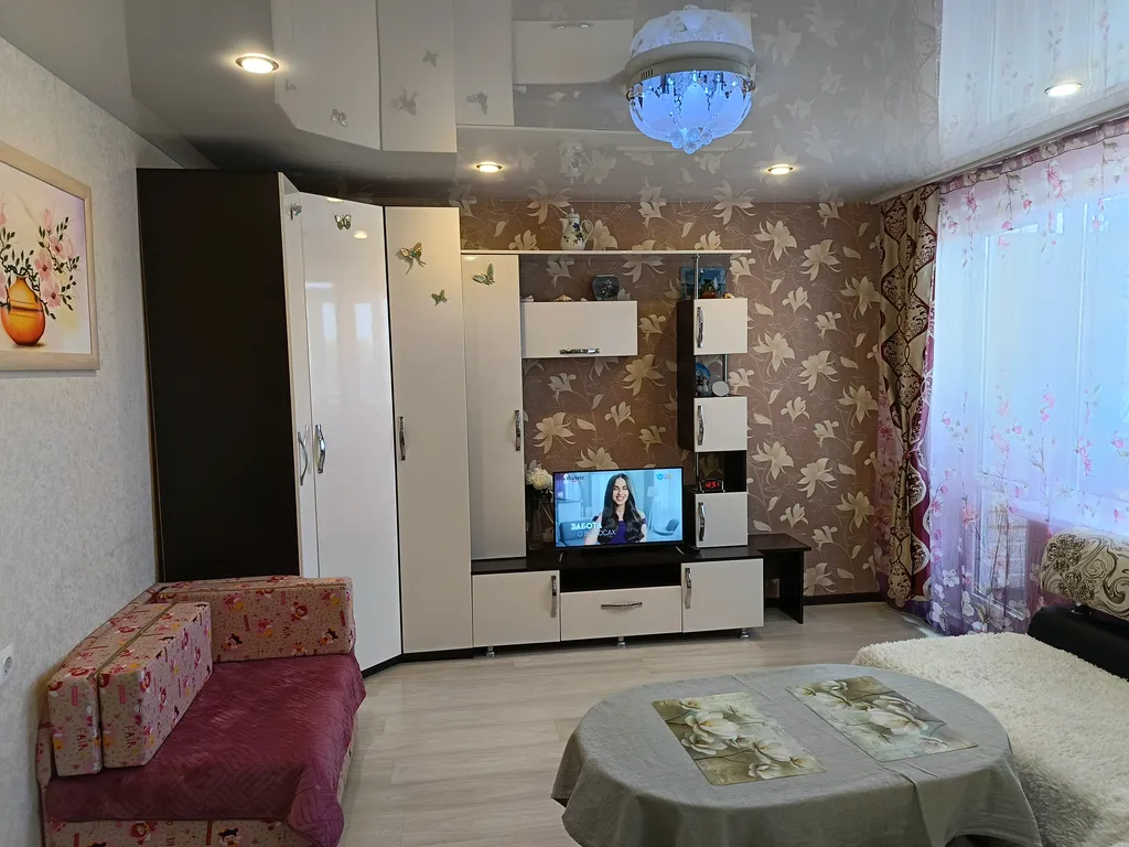 Уютная квартира с удобствами — аренда посуточно в Волжский