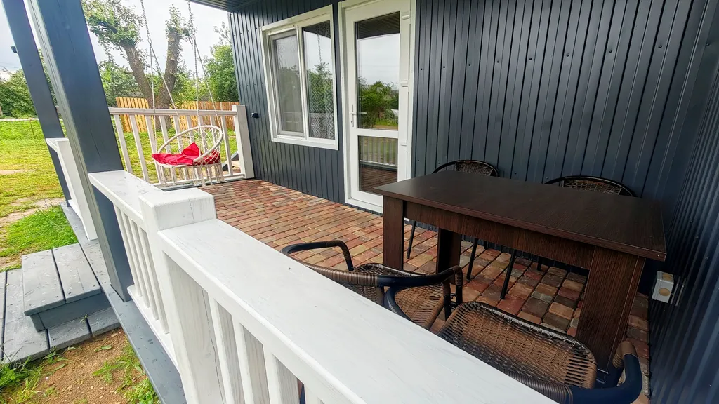 Хрустальная студия полулюкс с собственной террасой и отдельным входом