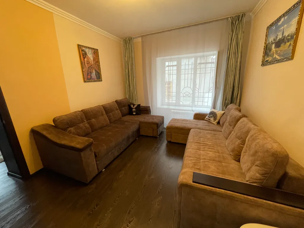 Уютная 2-я квартира в гостевом доме в самом центре