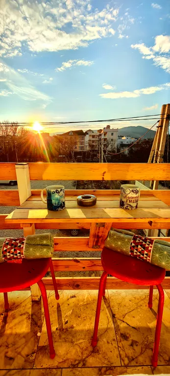 Квартира Двухкомнатные апарты с изолированными комнатами/кухня/стиралка/балконы — Судак