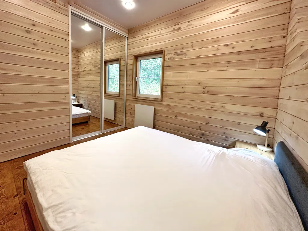 Шале с видом на бухту и вулкан