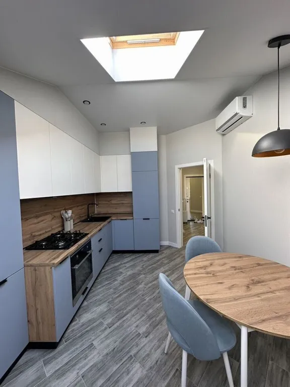 Прoсторная квaртиpа с видом на морe