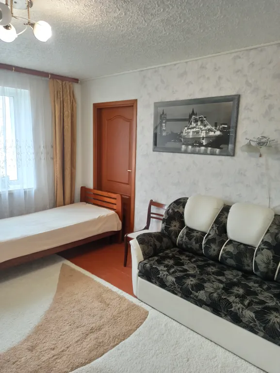 2- комнатная квартира в самом центре города