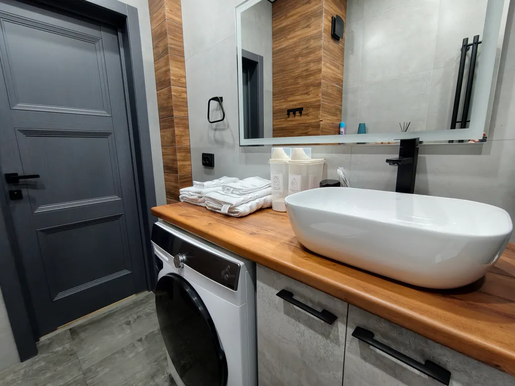 Квартира комфорт класса + — аренда посуточно в Абакан