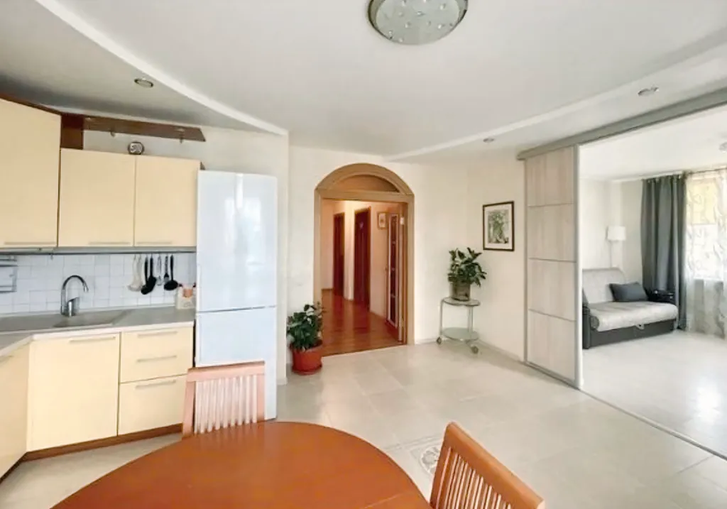 Уютная, просторная квартира в центре города для большой компании