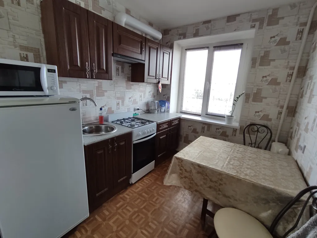 Квартира Просторная 3-комнатная квартира на 10 гостей — Волгоград