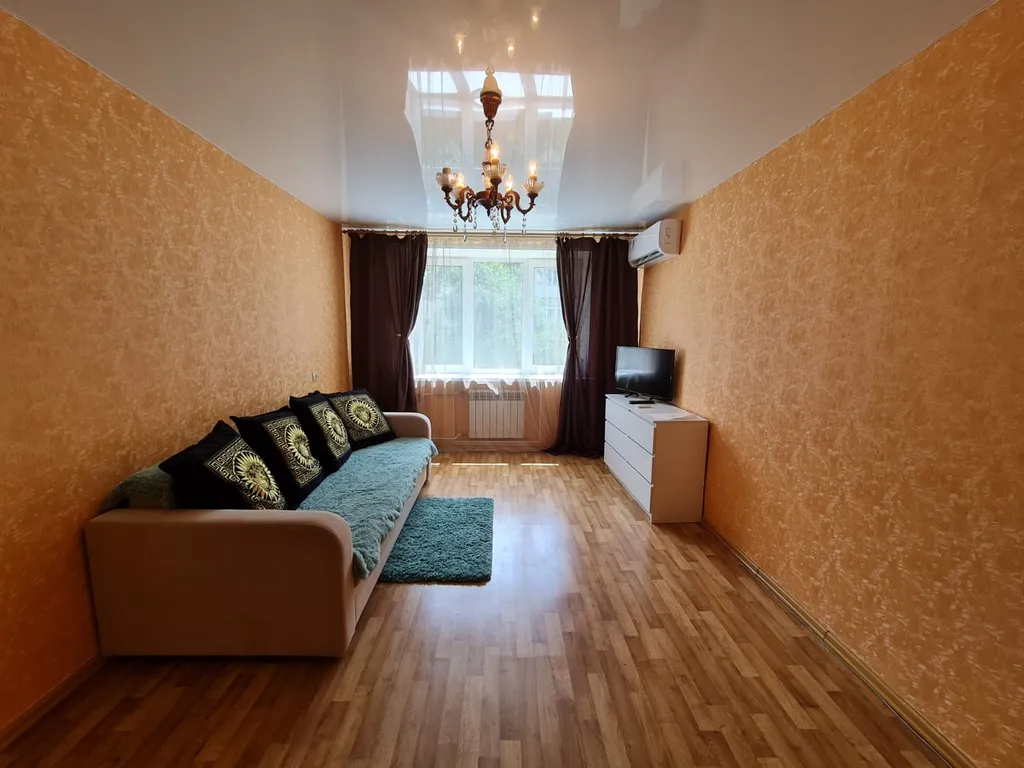 3-комнатная Квартира — аренда посуточно в Артём