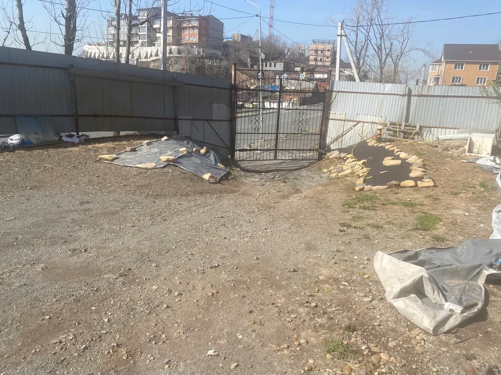 Дом в красивом районе