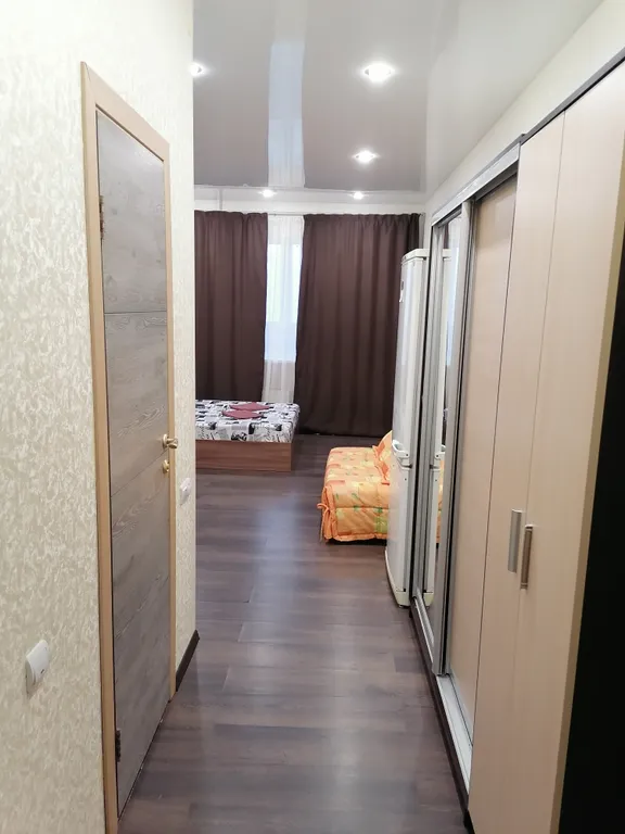 Уютная студия рядом с ТРЦ Аура, ЖД вокзалом, Аэопортом