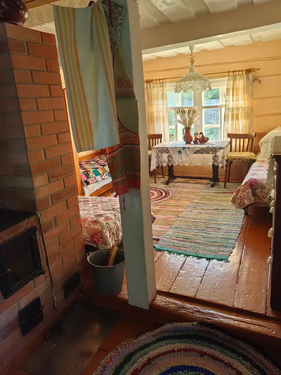 Дом в городе петрозаводске с красивым уединённым участком и баней