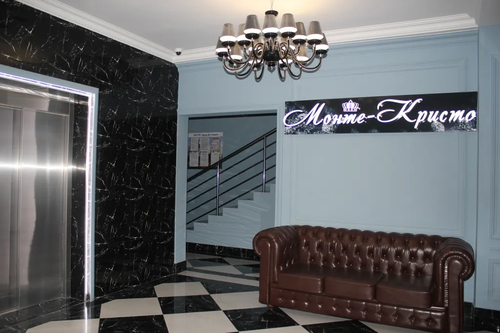 Уютная квартира в центре Адлера с видом на море и горы