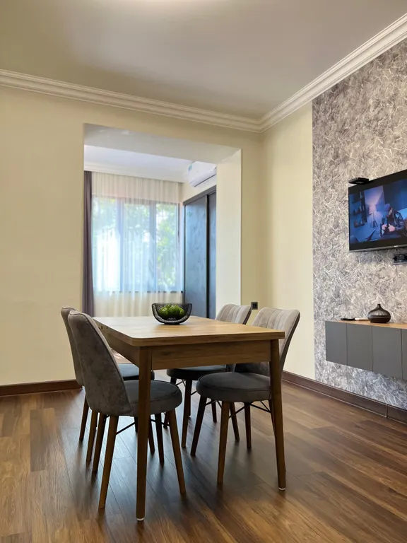 Квартира Студия в самом центре на Маштоца — аренда посуточно в Ереван