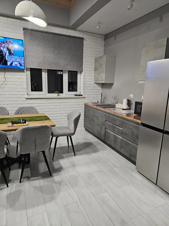 Современный новый дом с баней на дровах и собственной террриторией