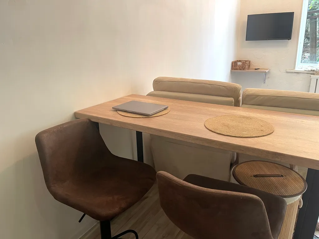 Двухуровневая студия на спортивной